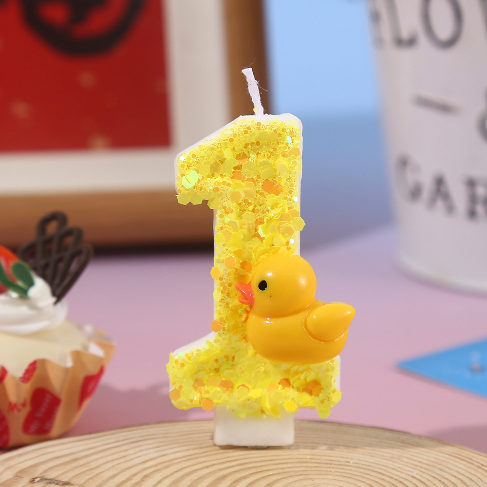 Bright Yellow Little Yellow Du - Holiday Candle Set recension och pris